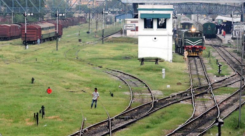 Chinese Organization Contacted For Restore of Rohri-Karachi Railway Track