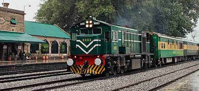 Karachi Express Train History Schedule & Online Booking