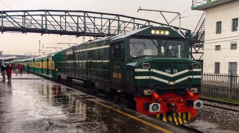 Pakistan Railways To Occupy The Private Companies For Cleaning Services