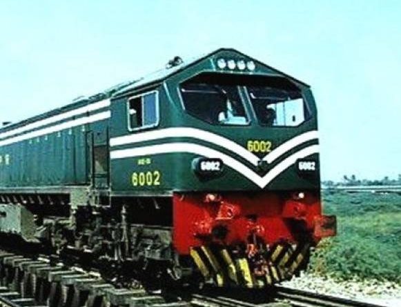 Pakistan Railways Cut Business Tariffs