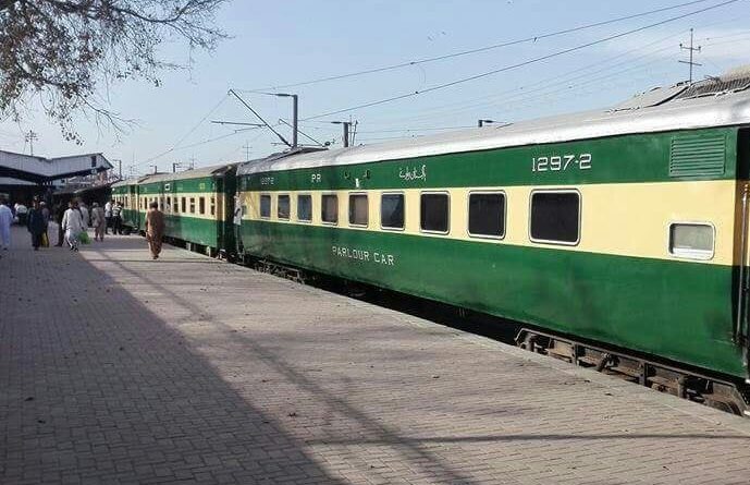 Musa Pak Express Train Timings Fare Multan Lahore & Online Booking