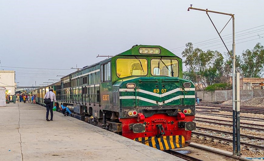 Trains Will Stop At Major Railway Stations For Up To Five Minutes