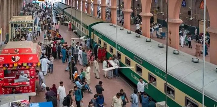 Restoration of Two More Passenger Trains by Pakistan Railway