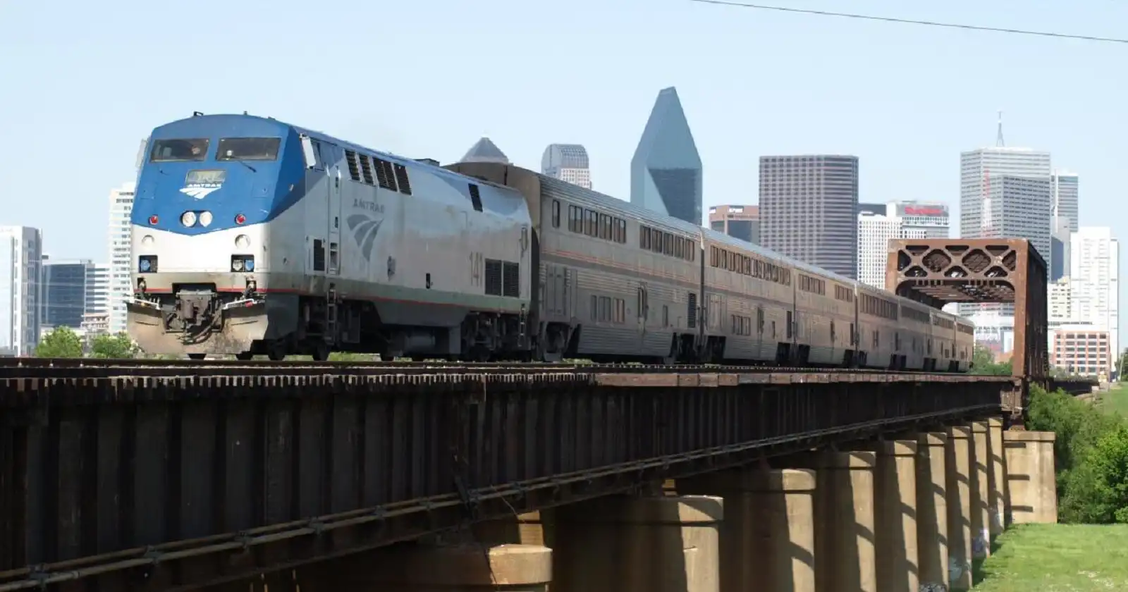 Texas Central and Amtrak Evaluate Texas High-Speed Rail Project